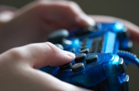 Digital-game-controller